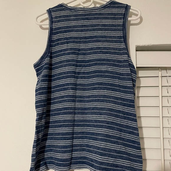 Universal Thread Tank Top - Picture 2 of 3